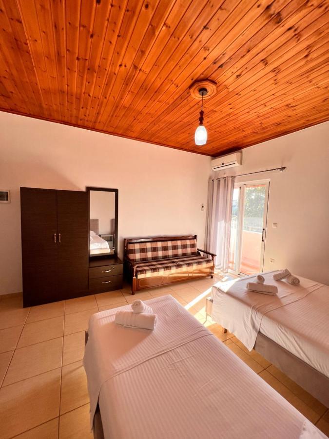 Hotel Moscopole Ksamil Bagian luar foto