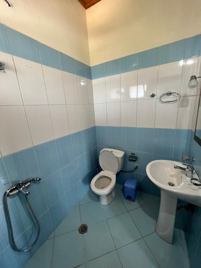 Hotel Moscopole Ksamil Bagian luar foto