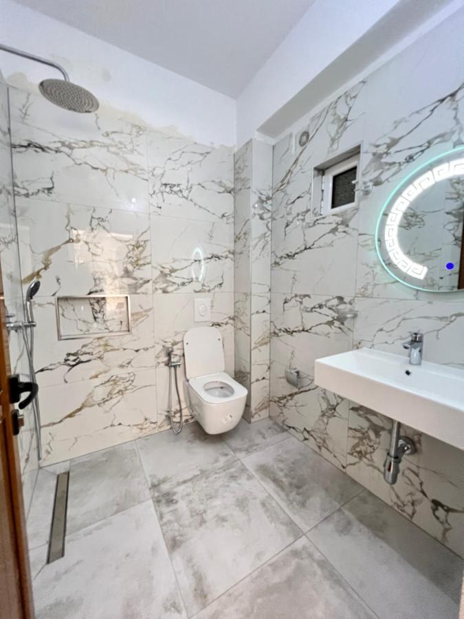 Hotel Moscopole Ksamil Bagian luar foto