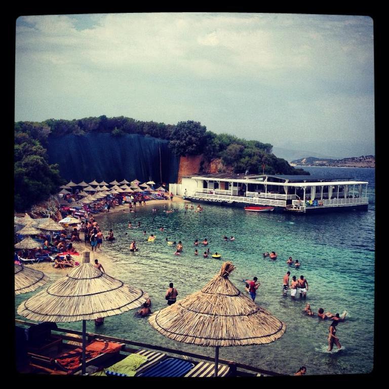 Hotel Moscopole Ksamil Bagian luar foto